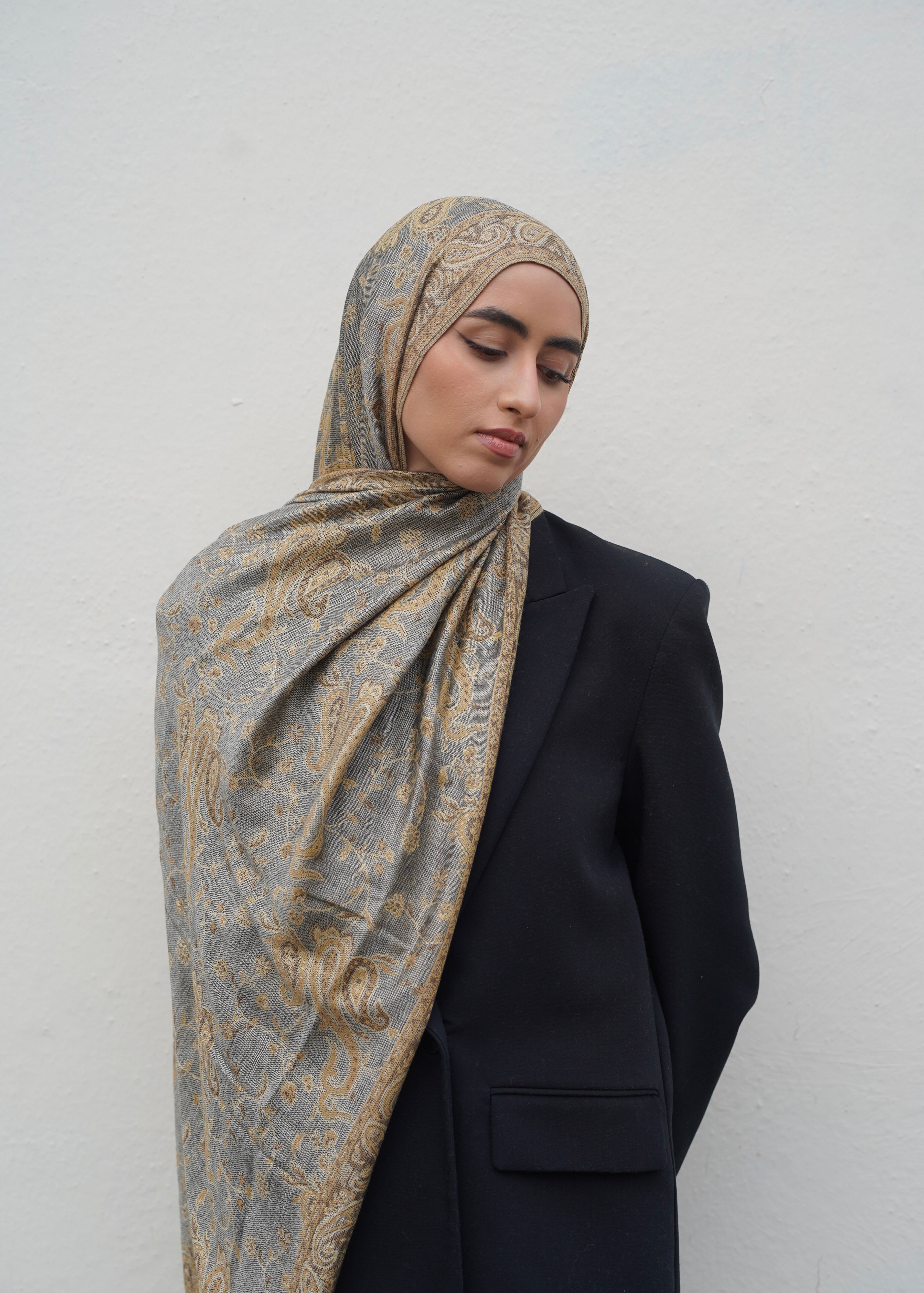 Pashmina Jacquard Scarf - Garnet Red