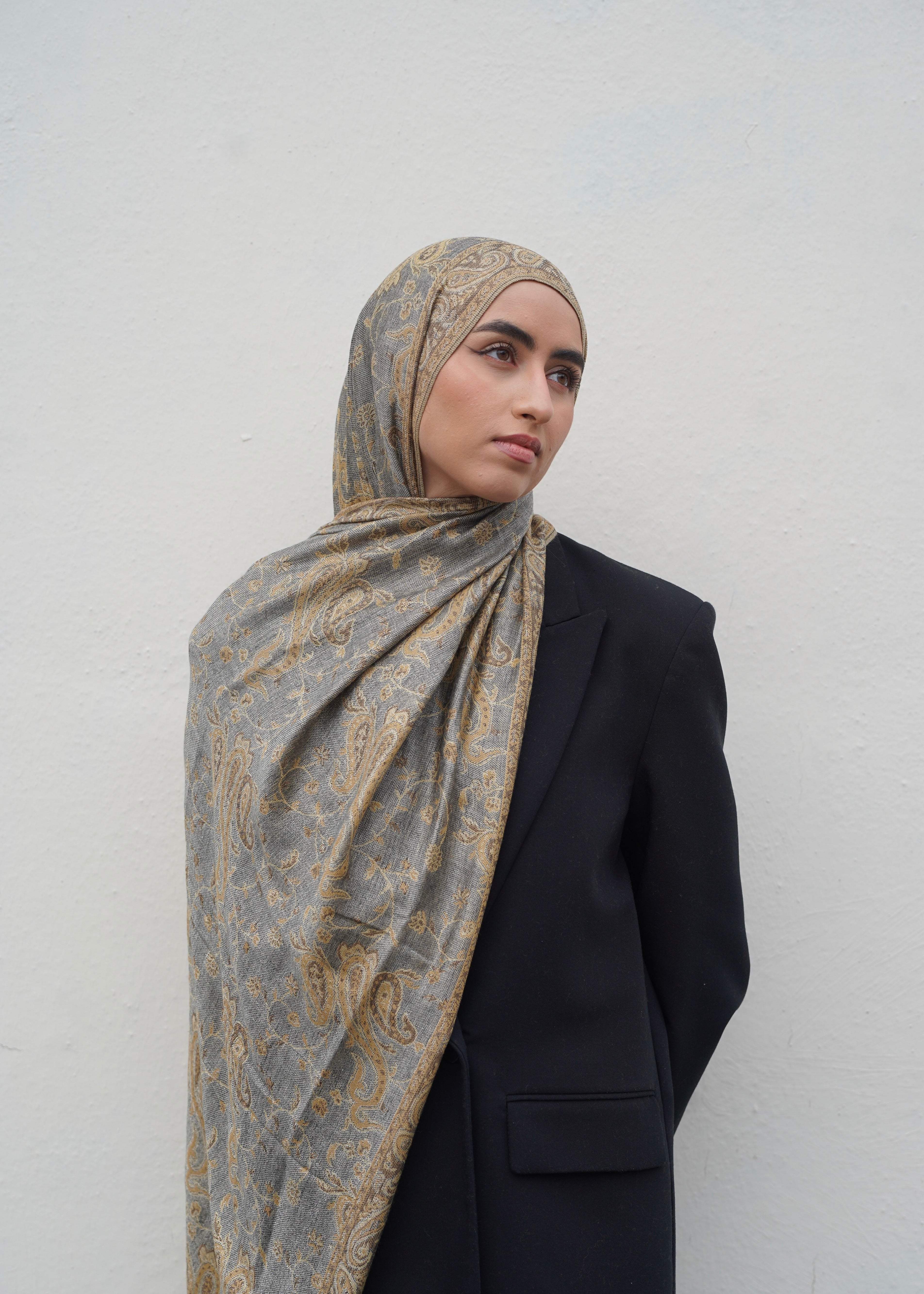 Pashmina Jacquard Scarf - Garnet Red